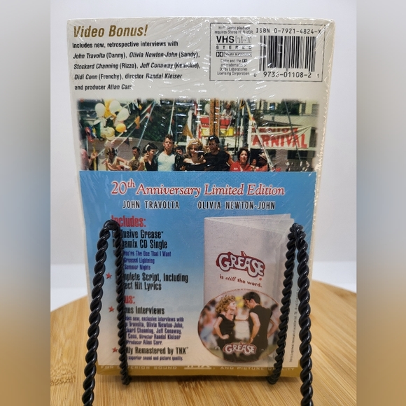 Grease - 20th Anniversary Edition - Brand New VHS with Booklet and CD - Picture 3 of 4